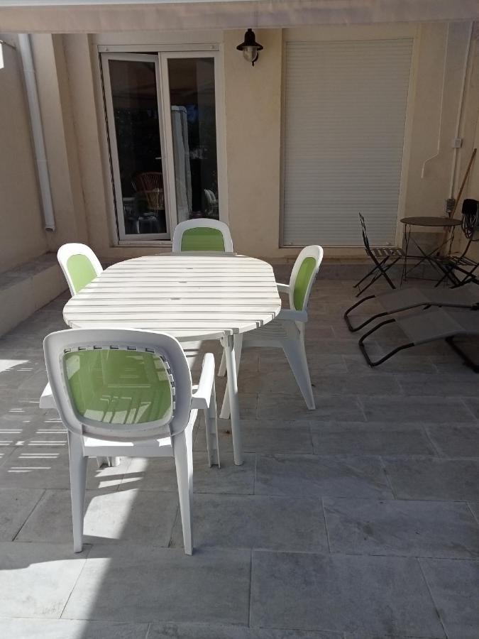 Chez Jean.Mi Lägenhet Millas Exteriör bild